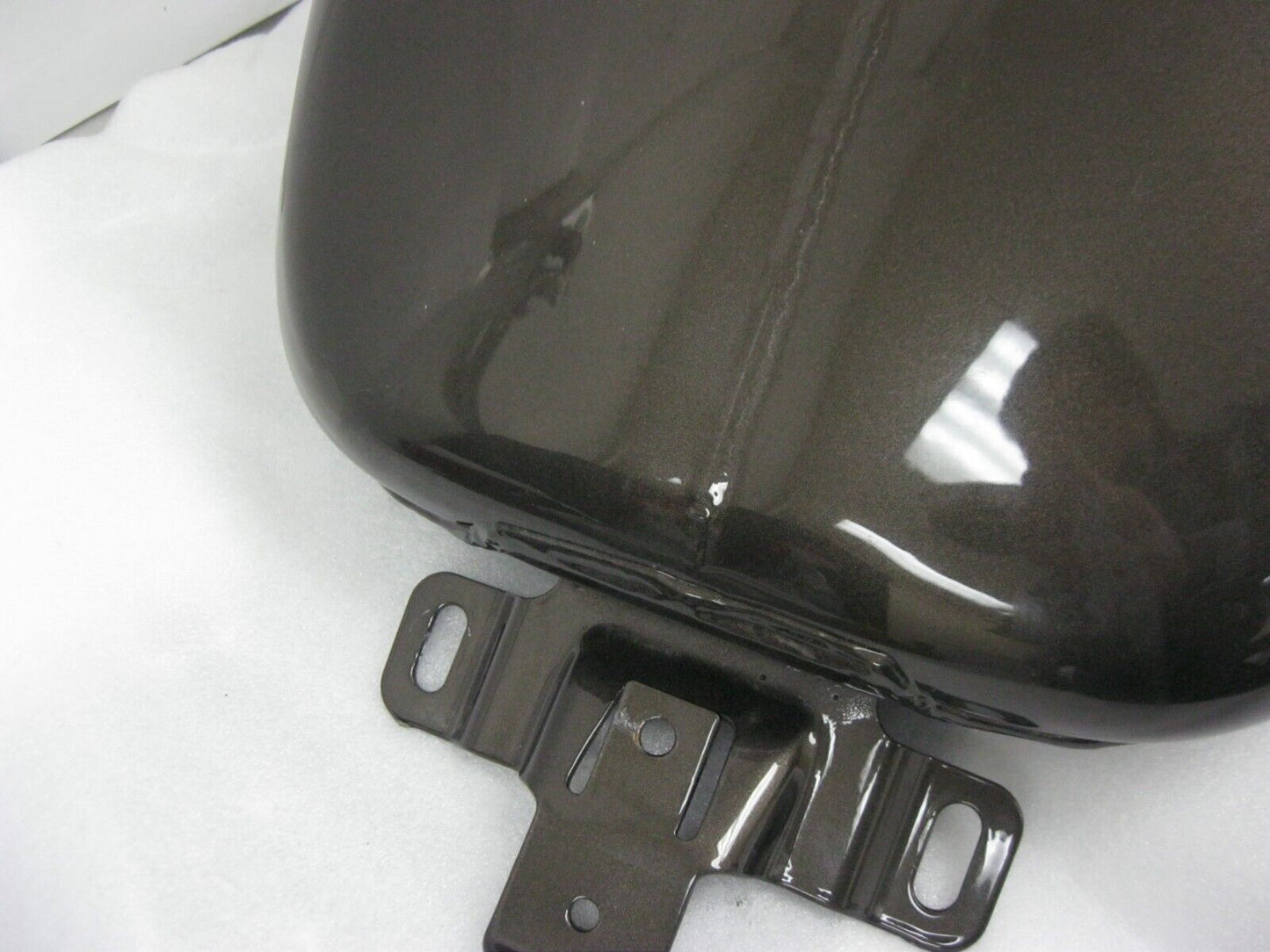 Harley Davidson FUEL TANK GAS 09+ Touring 61356-08 Bronze?