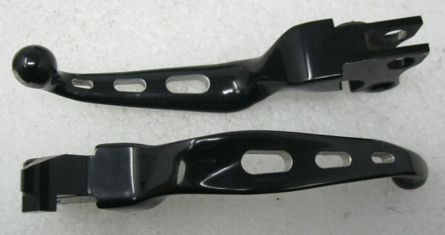 Harley-Davidson OEM 96-14 Edge Cut Hand Lever Set 55798-10A
