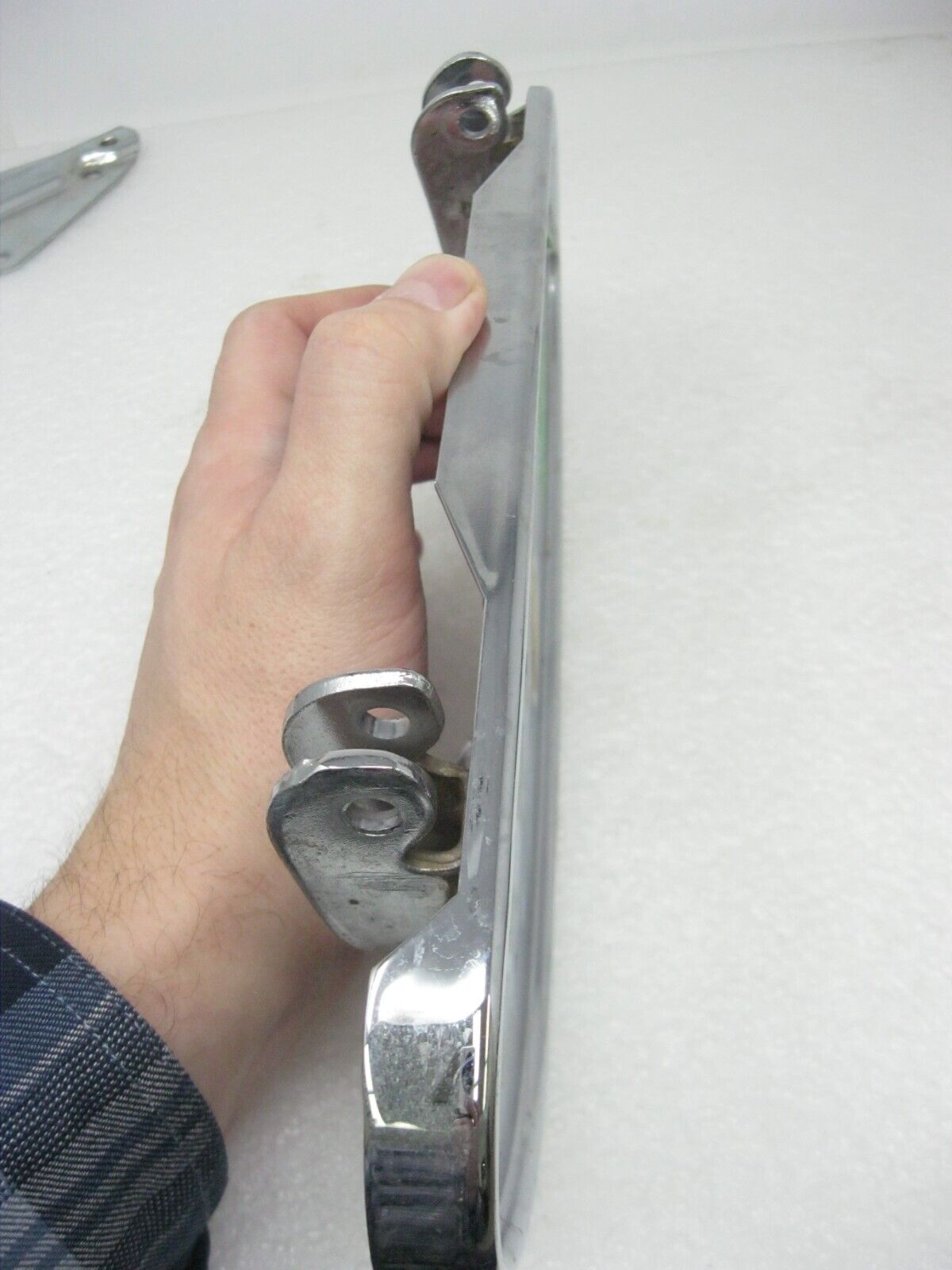 Harley-Davidson Right Bottom Swept Wing Rider Footboard Pan 50688-04 SINGLE SIDE