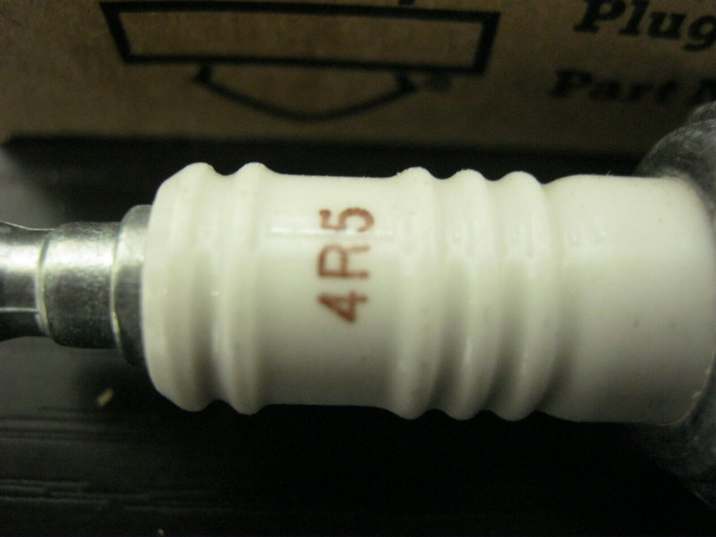 Harley-Davidson OEM Spark Plug 4R5 SINGLE UNIT 32338-04
