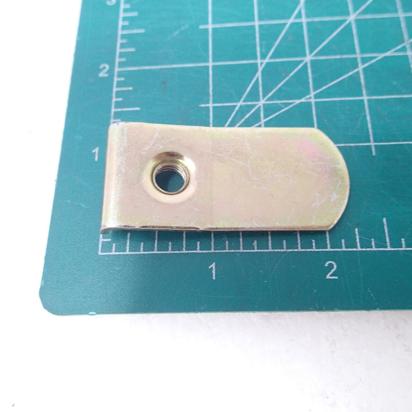 1pcs USED OEM Harley Davidson Threaded Tail Light Cable Clip P/N 10242