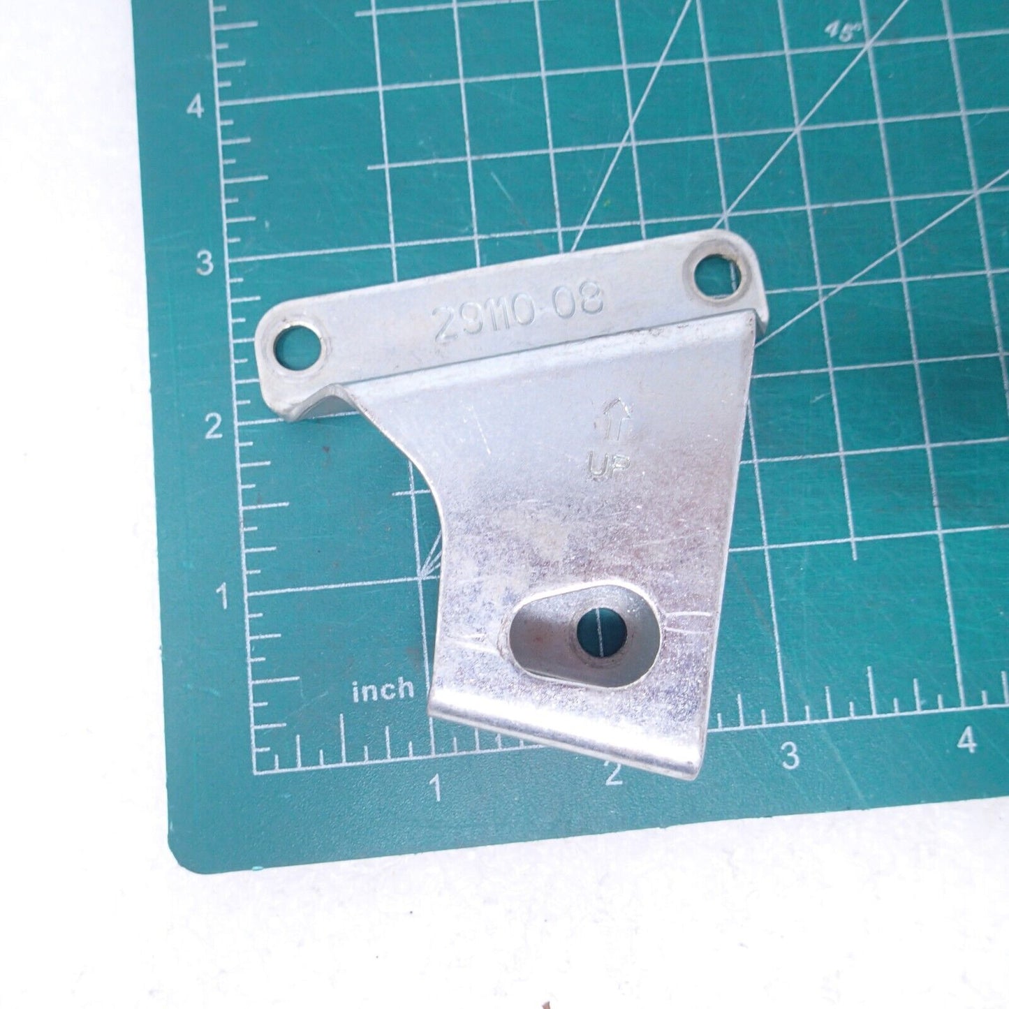 Harley Davidson Genuine  Air Cleaner Dyna FXD Mounting Bracket 29110-08 1unit