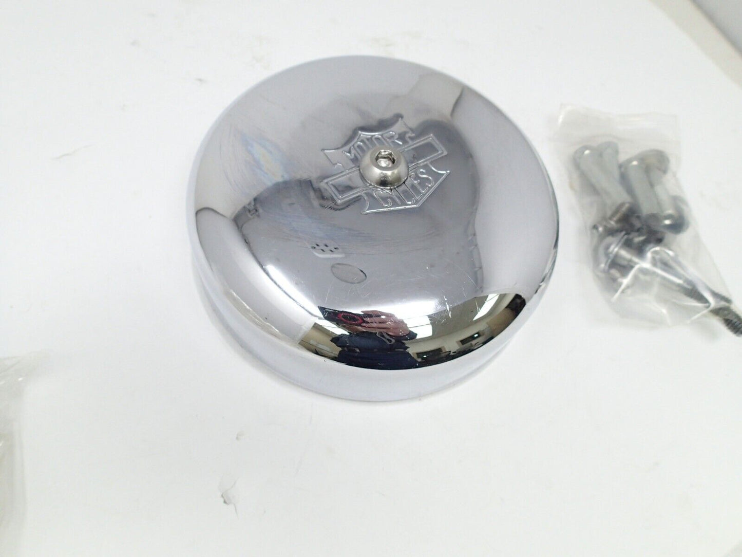 Harley Davidson OEM Air Cleaner 29239-08 + hardware