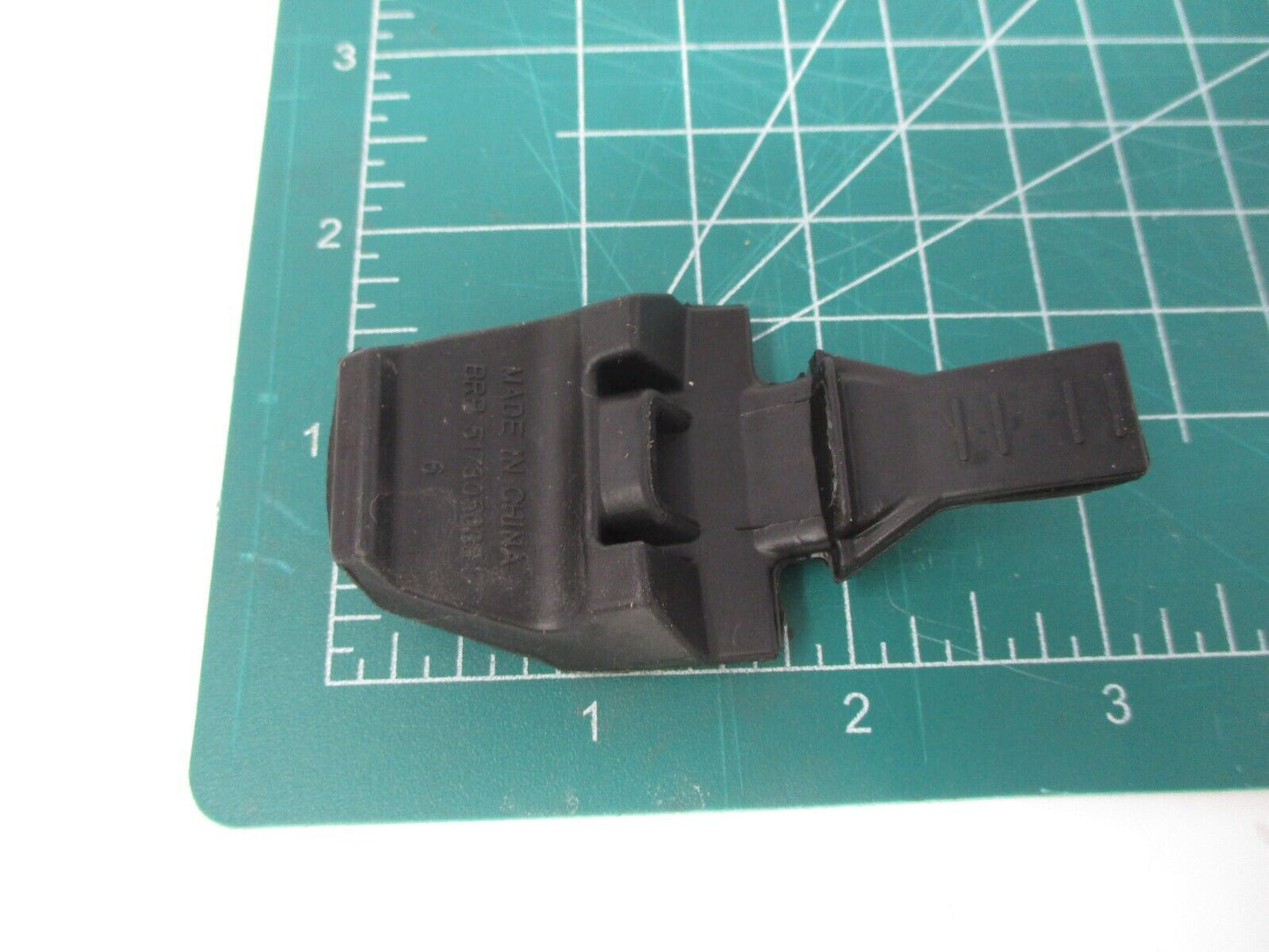 SKI-DOO PANEL LATCH 517305000