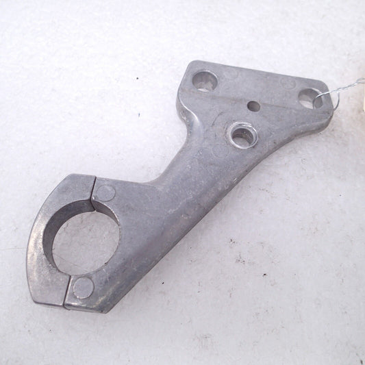 58489-84 SUPPORT BRACKET, RIGHT (aluminum) + 58487-79 CLAMP, MOUNTING BRACKET
