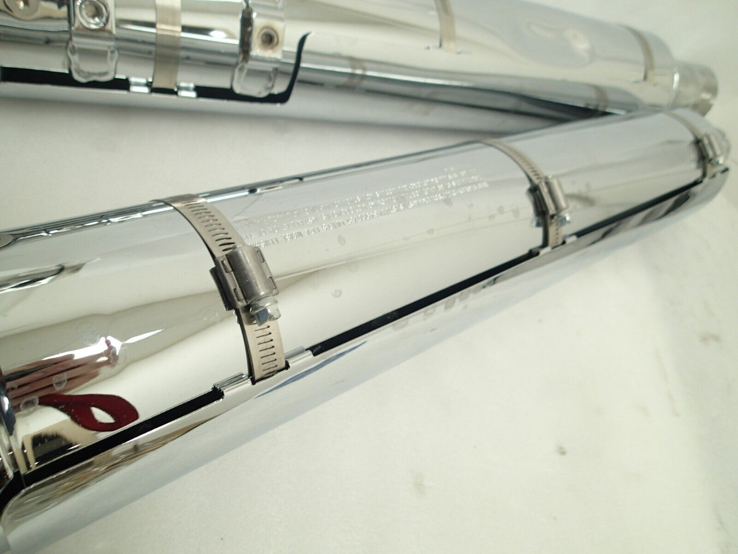 Harley-Davidson CVO 18-20 CVO Chrome Mufflers 64900731/2 & End Caps 65100162