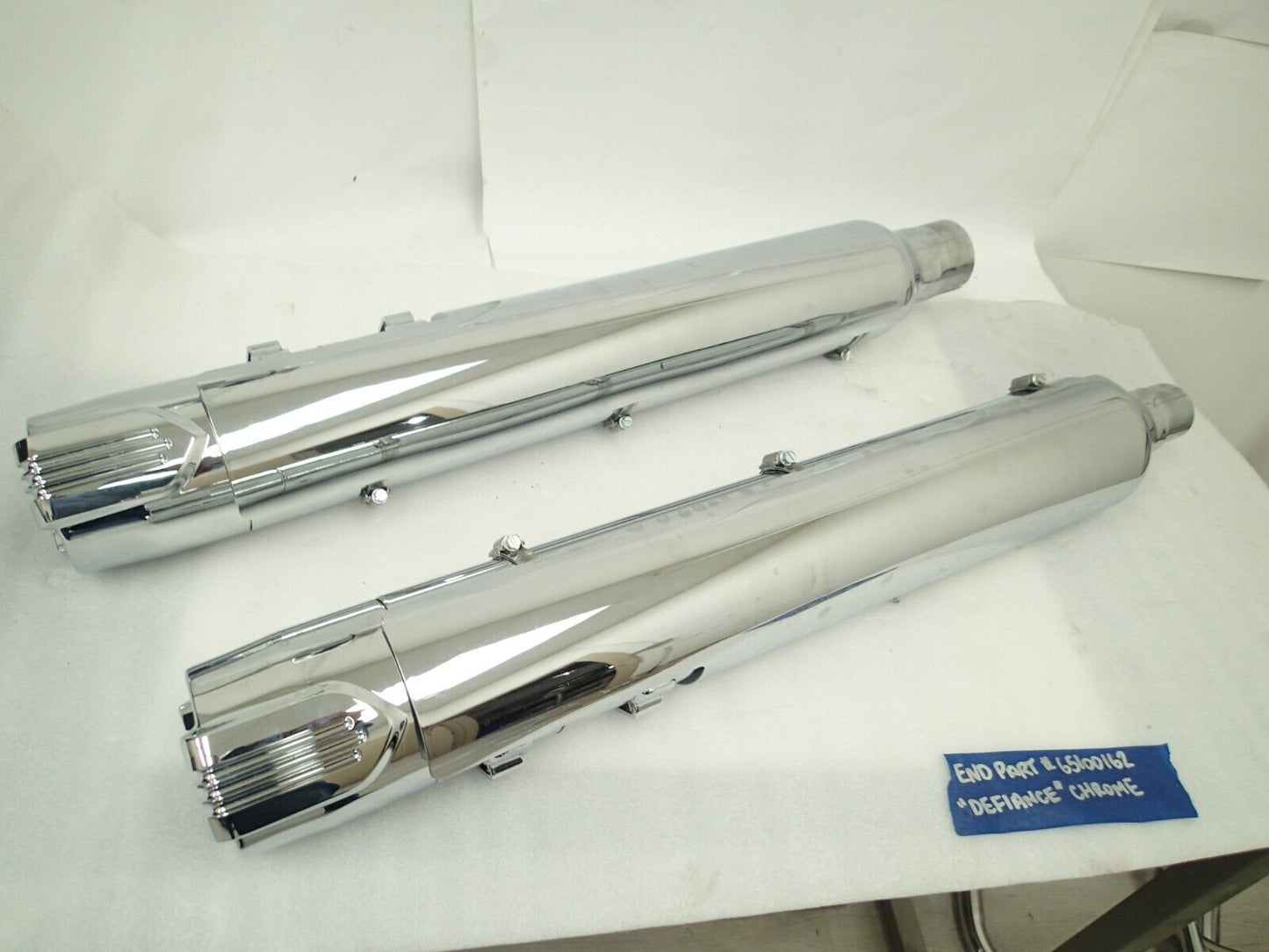 Harley-Davidson CVO 18-20 CVO Chrome Mufflers 64900731/2 & End Caps 65100162