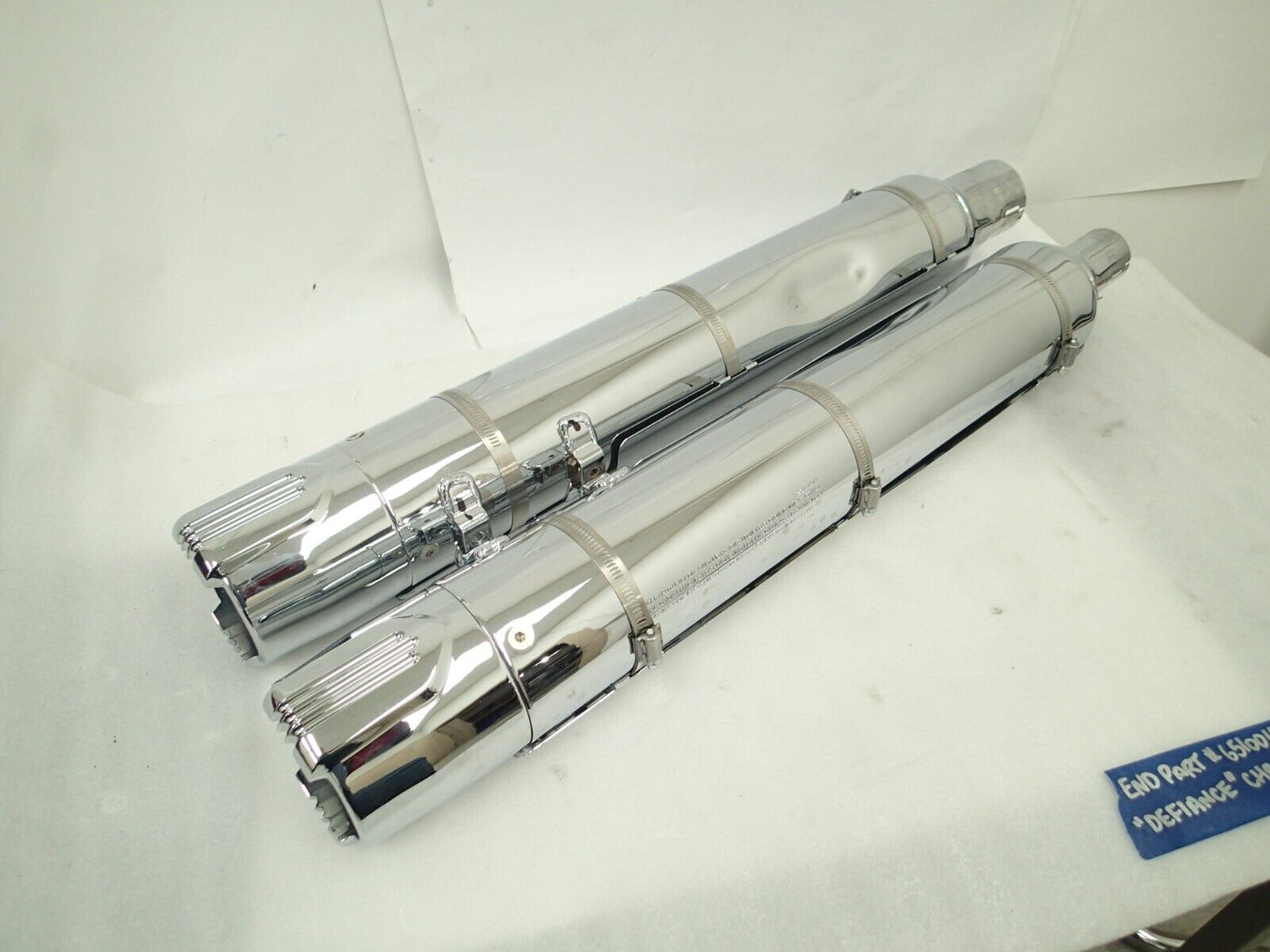 Harley-Davidson CVO 18-20 CVO Chrome Mufflers 64900731/2 & End Caps 65100162