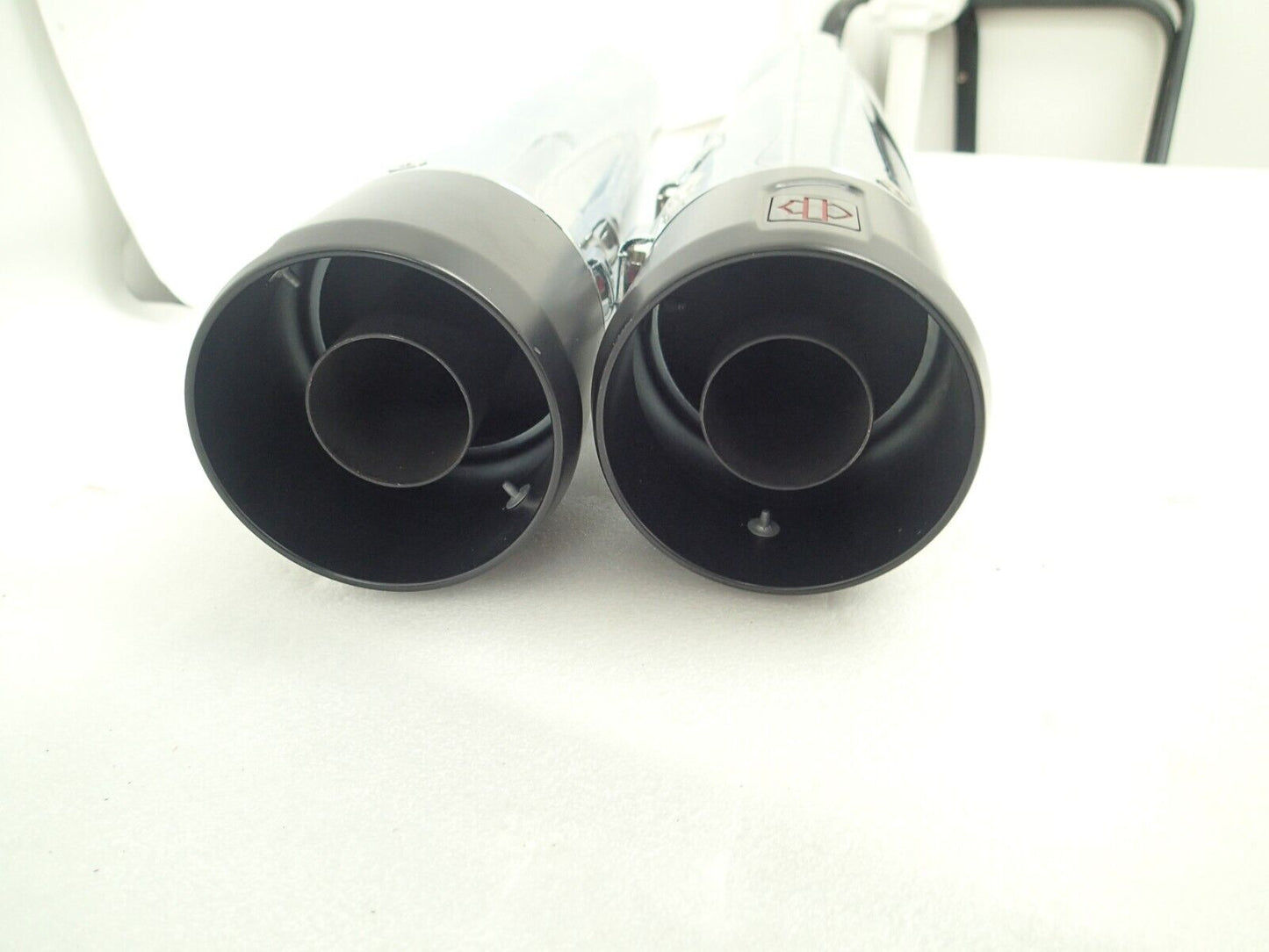 Harley-Davidson CVO 18-20 CVO Chrome Mufflers 64900731/2 End Caps 65100171