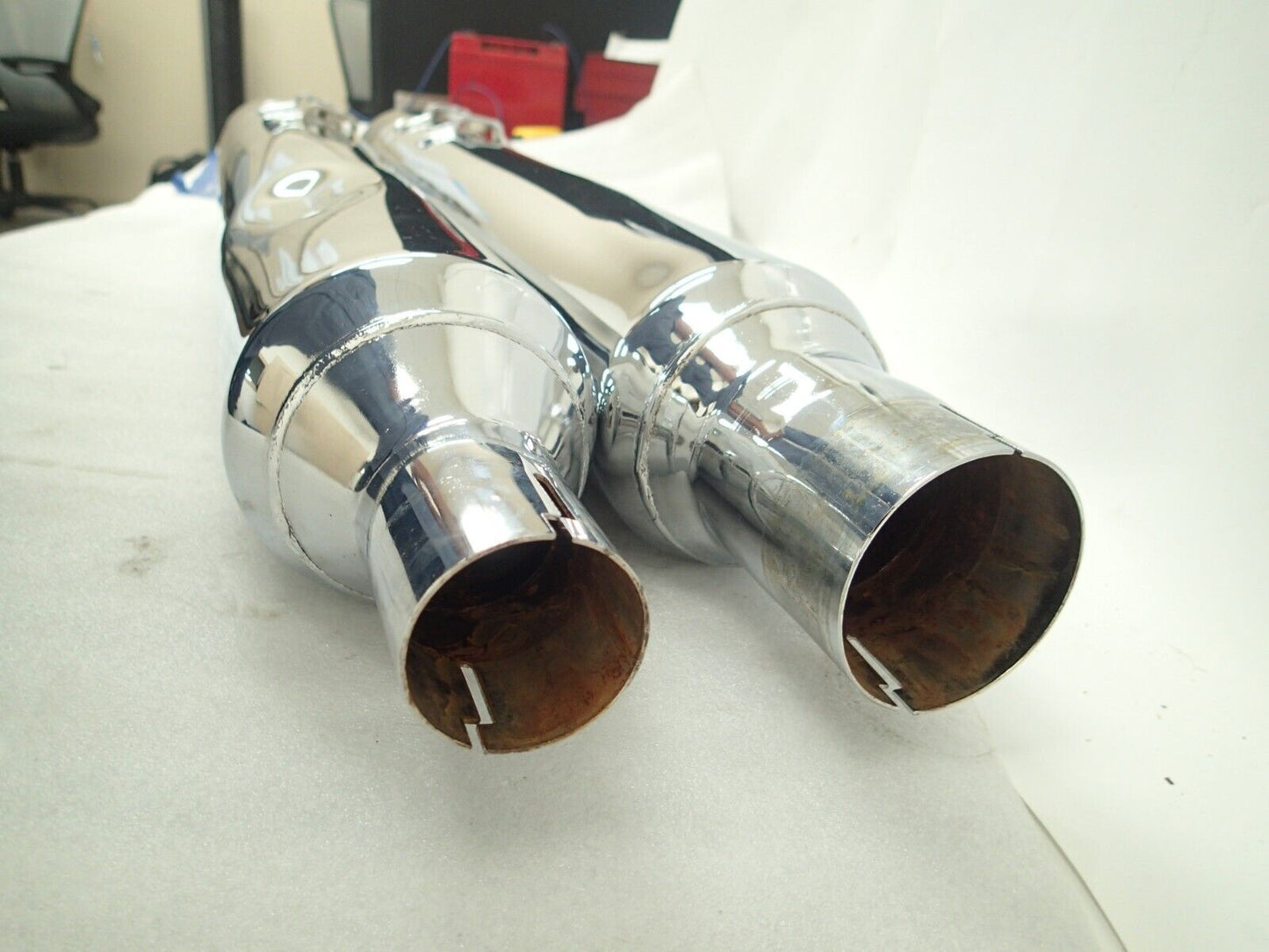 Harley-Davidson CVO 18-20 CVO Chrome Mufflers 64900731/2 End Caps 65100171