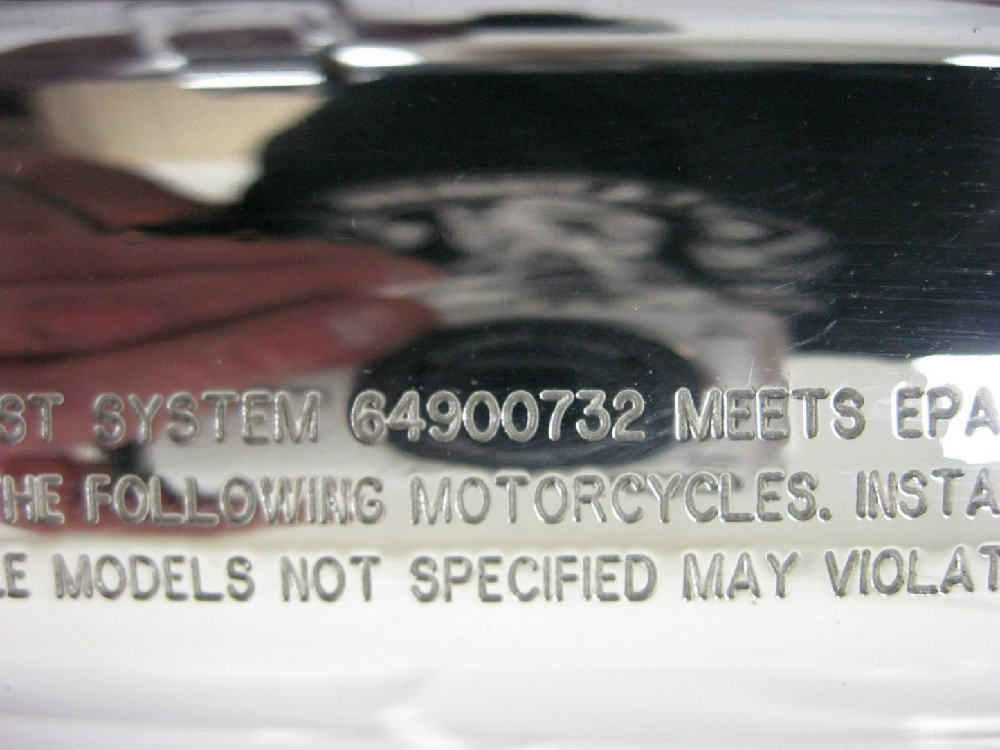 Harley-Davidson 21 & Later M8 CVO Chrome Mufflers 64900731A/32 & Caps 65100170