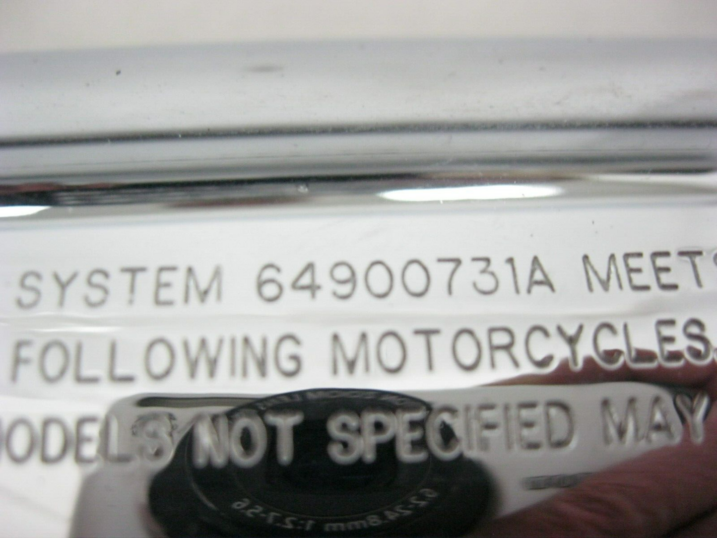 Harley-Davidson 21 & Later M8 CVO Chrome Mufflers 64900731A/32 & Caps 65100170