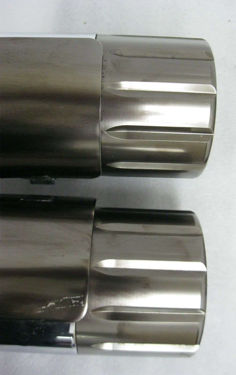 Harley-Davidson CVO M8 CVO Mufflers 64900731/2 & Smoked Satin End Caps 65100144