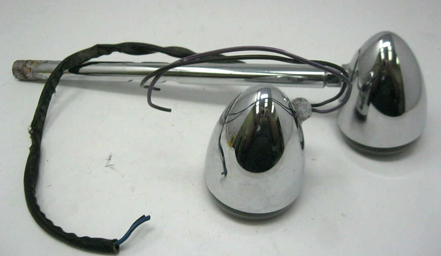 Unbranded Bullet Signal Lights on 10" Bar with Broken Threads on one end