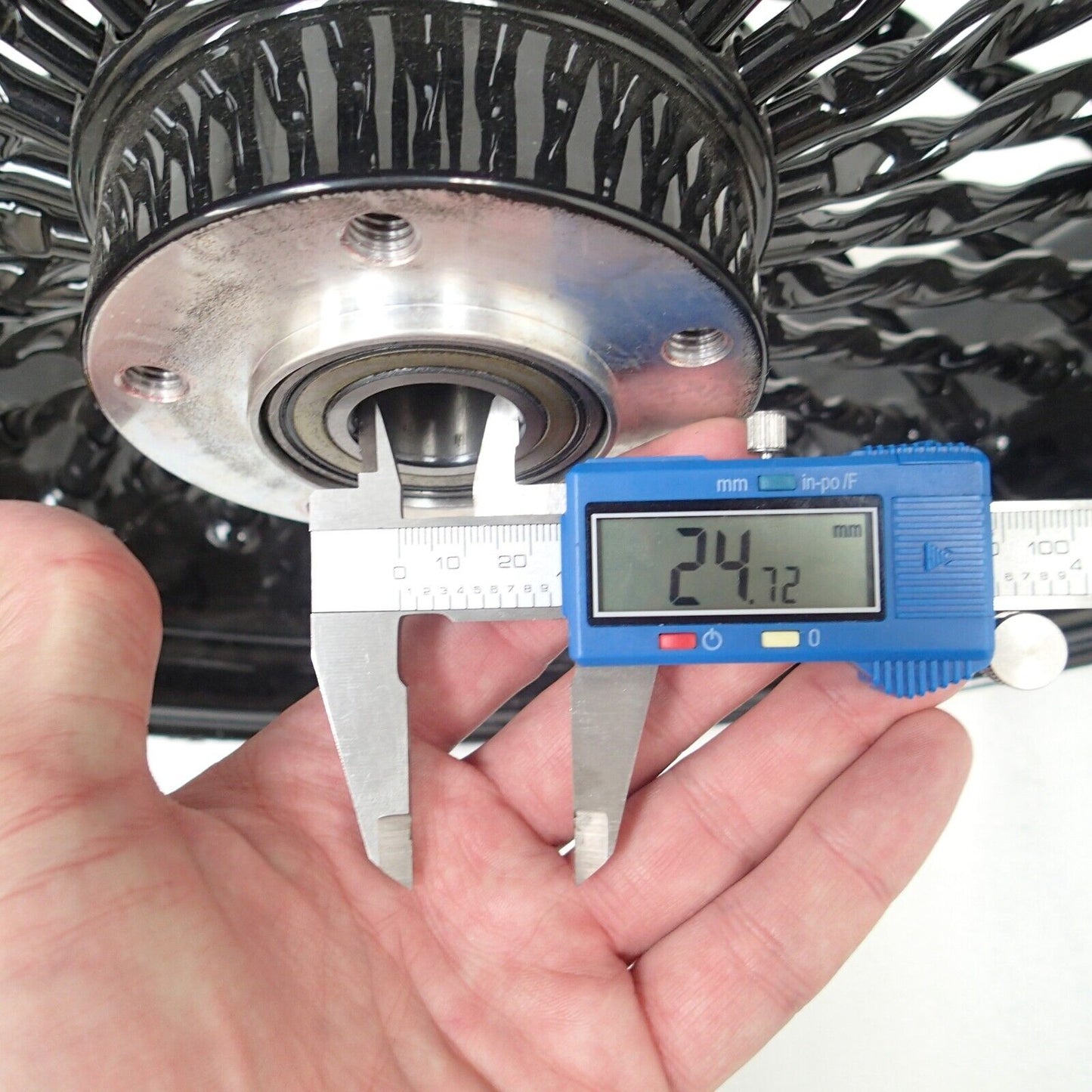 DNA 18" 18X5.5 CALI FAT SPOKE WHEEL 52 STAINLESS  HARLEY SOFTAIL DYNA REAR RIM
