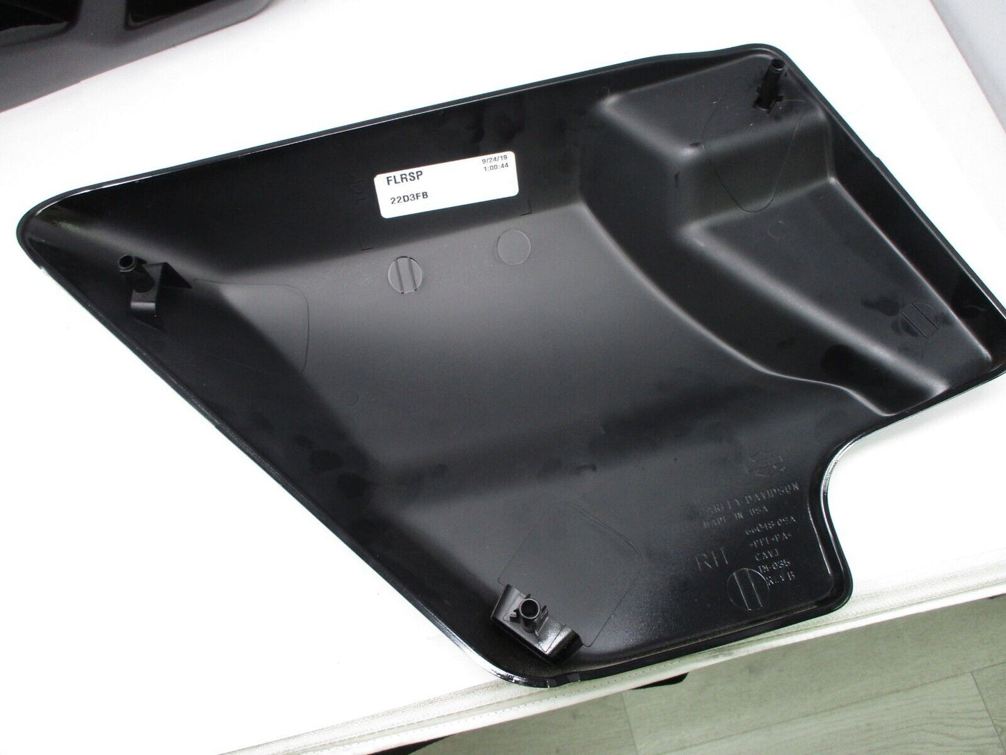 09-23 HARLEY DAVIDSON STREET GLIDE FRAME COVER FAIRING LEFT RIGHT BLACK 66048-09