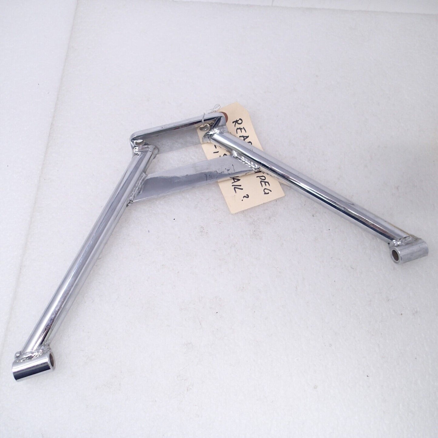 Harley Davidson REAR FOOTPEG • MOUNT XL, SOFTAIL?