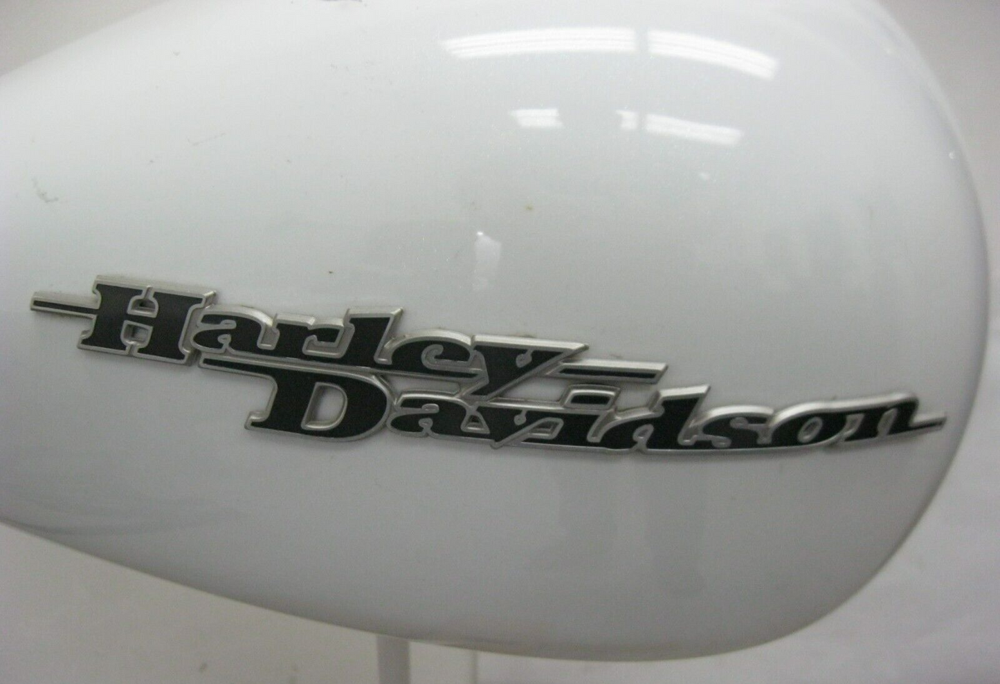 Harley-Davidson OEM 08-23 Touring Frost Ice Pearl Fuel Tank 61000120DZS