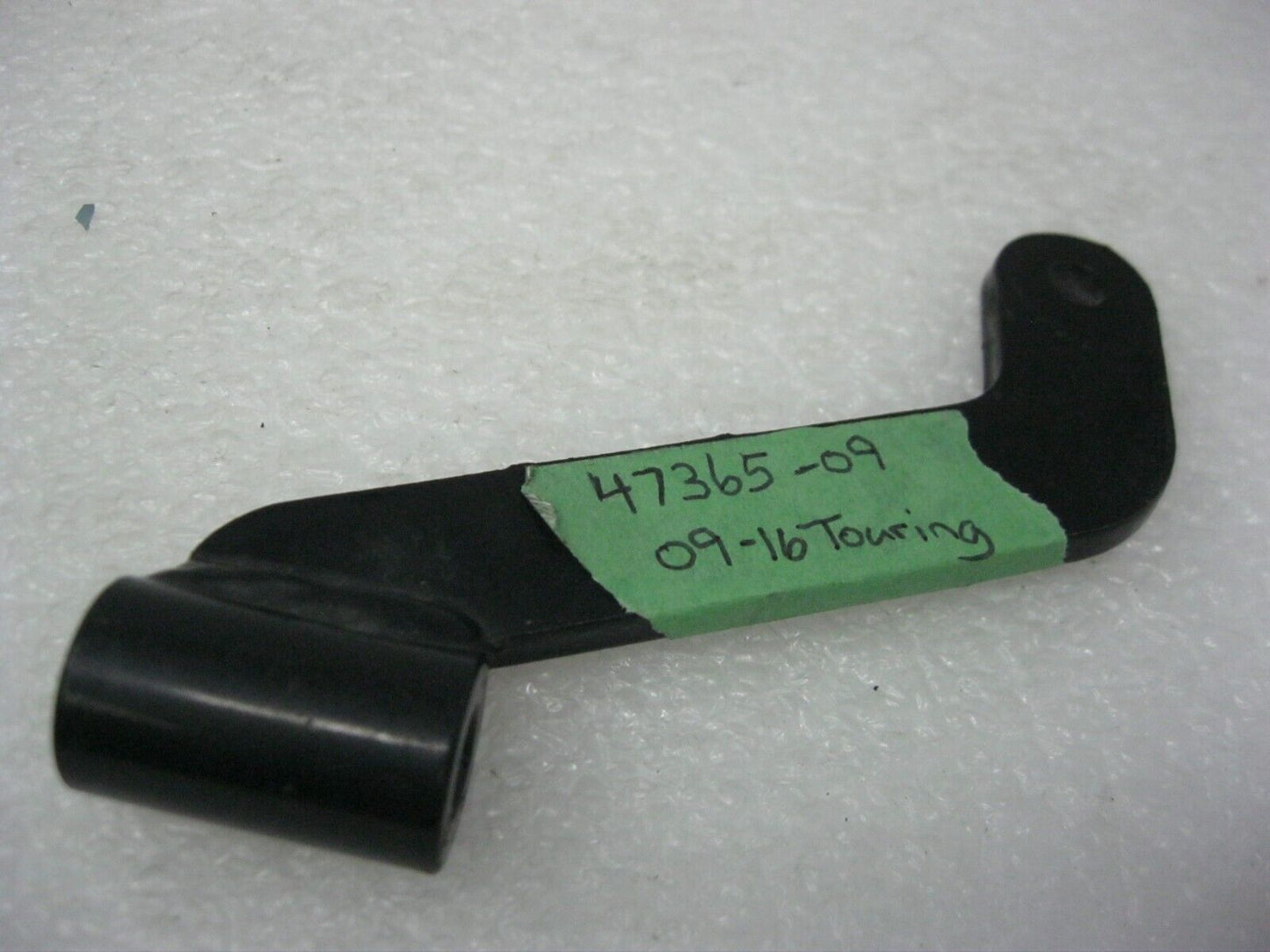 Harley Davidson 09-23 Touring Floorboard Front Mount Bracket 47365-09 SINGLE