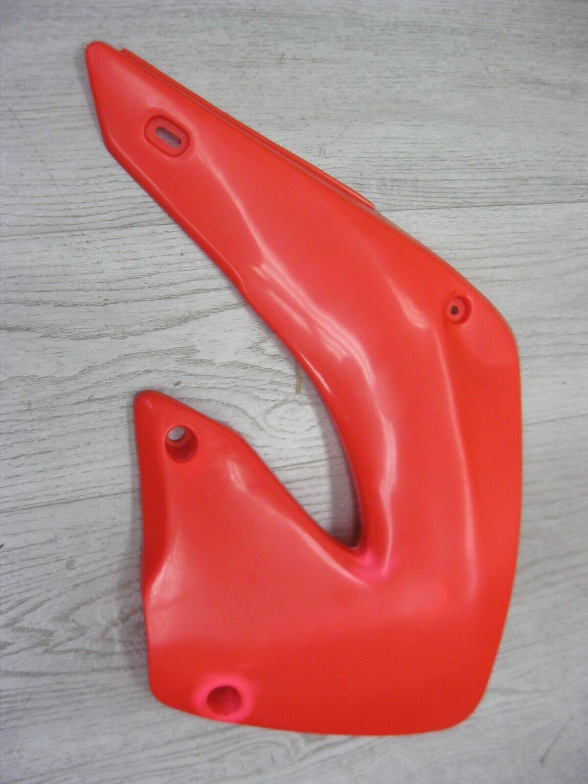 HONDA CR125 Red Radiator Cover RED CR-CR125 (98-99 )