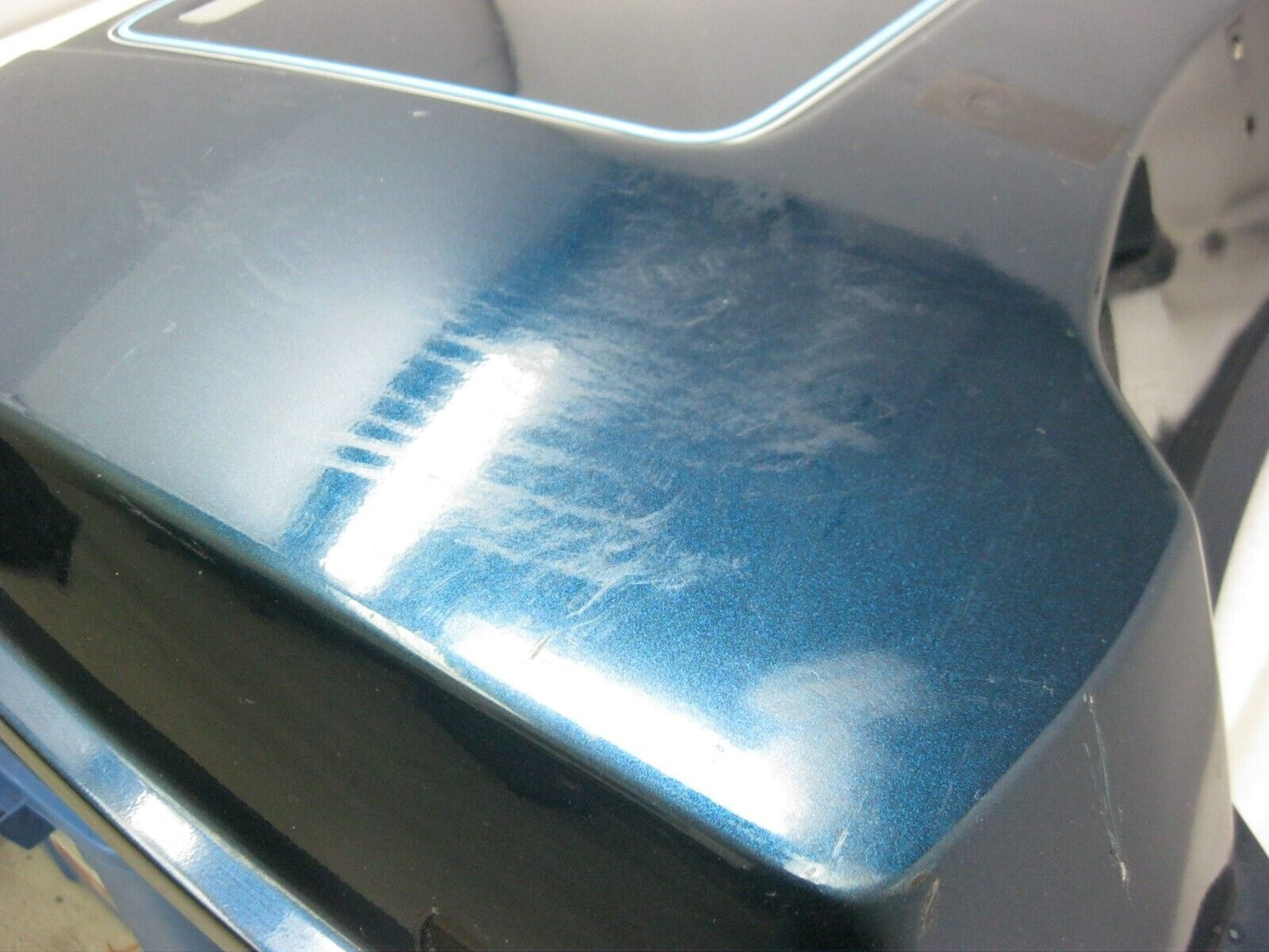 Harley-Davidson OEM 93-13 Tour-Pak Lid, Scuffs in Paint
