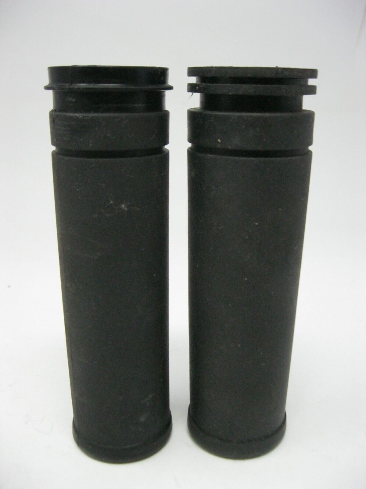 Harley-Davidson OEM 08-23 Softail Softail/Touring Grips 56304-08 & 56248-08