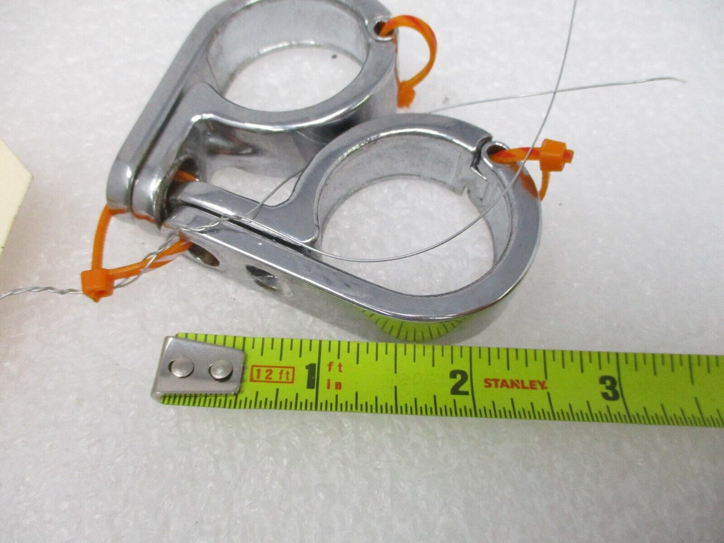 1 ¼" Universal Motorcycle Handlebar Bracket/P Clamp MISSING (NEEDS PIN) READ