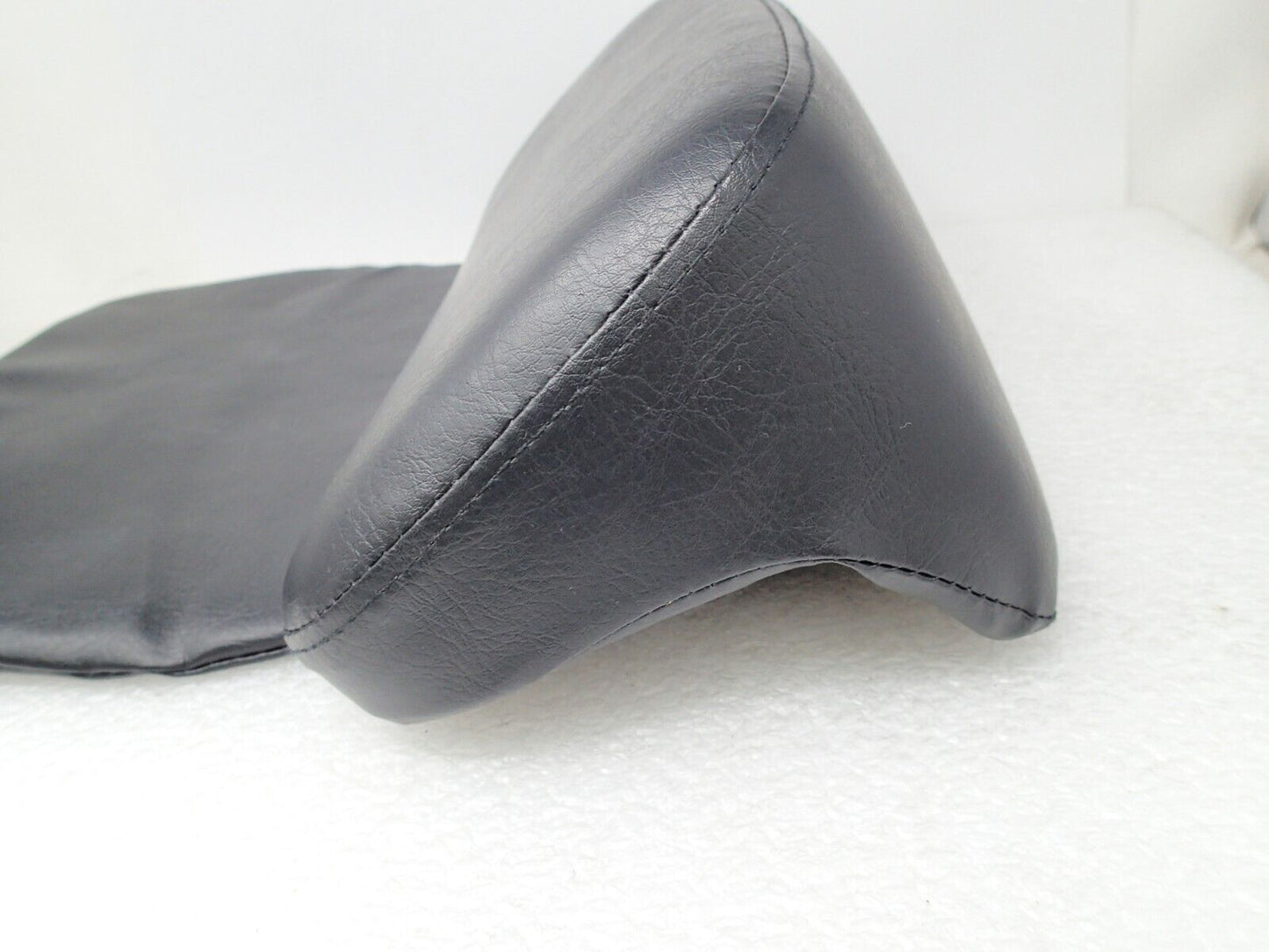 HARLEY DAVIDSON GENUINE CHOPPED TOUR PAK BACKREST PAD 52300319