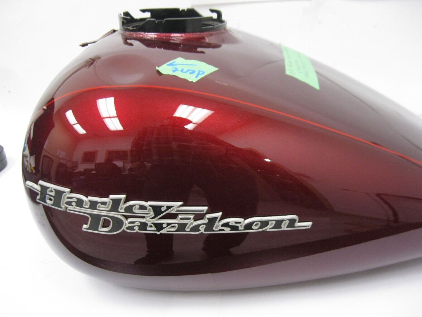 Harley Davidson OEM Fuel Tank Velocity Red Sunglo 61356-08 61000121EAM (DENT)