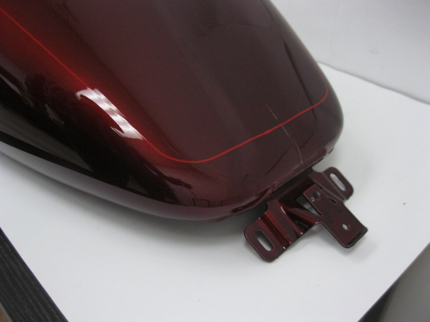 Harley Davidson OEM Fuel Tank Velocity Red Sunglo 61356-08 61000121EAM (DENT)