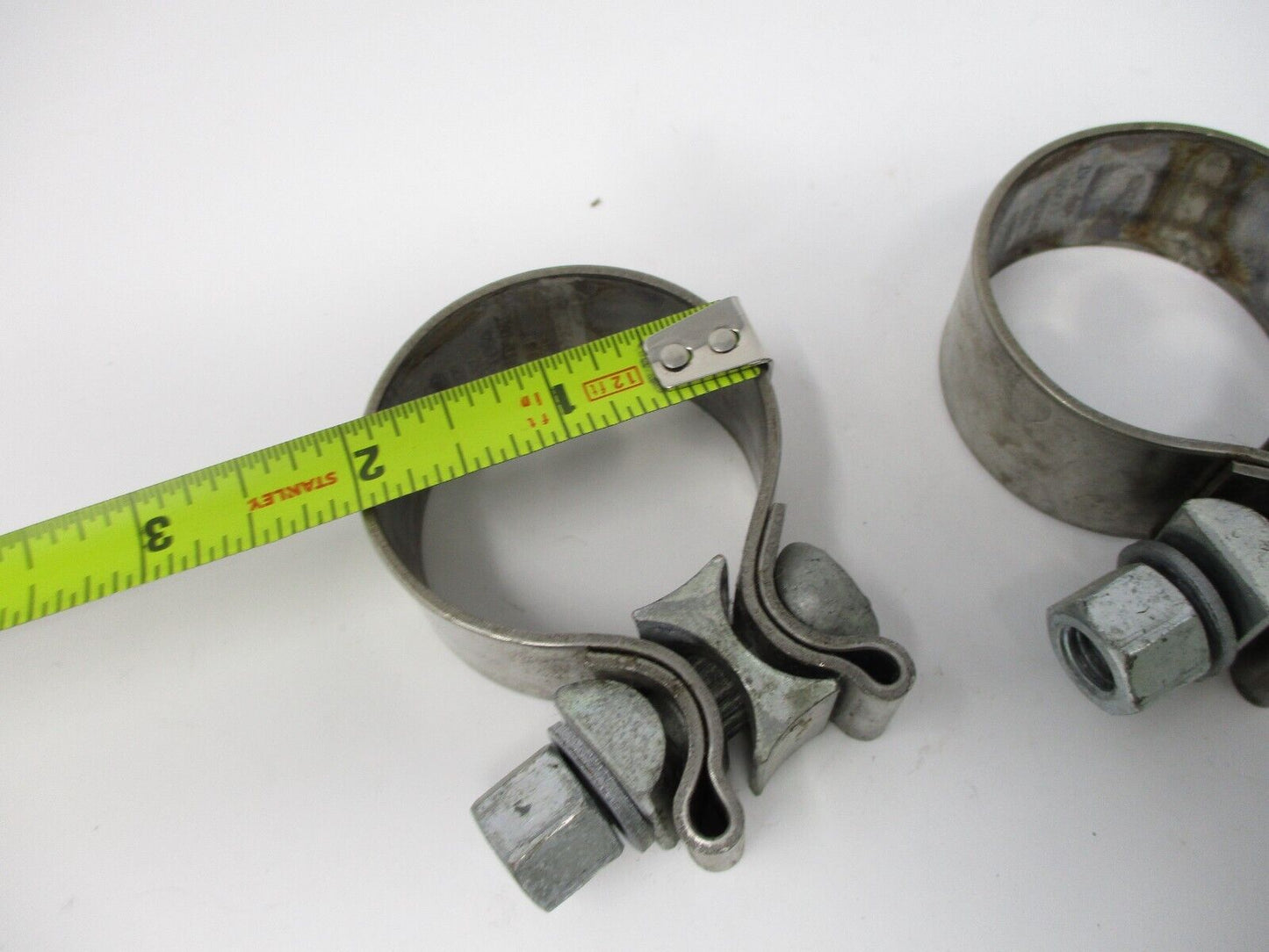 Muffler Clamp 6089624, 6199921, 7246826 2 INCH EXHAUST CLAMP 5588680 Accuseal
