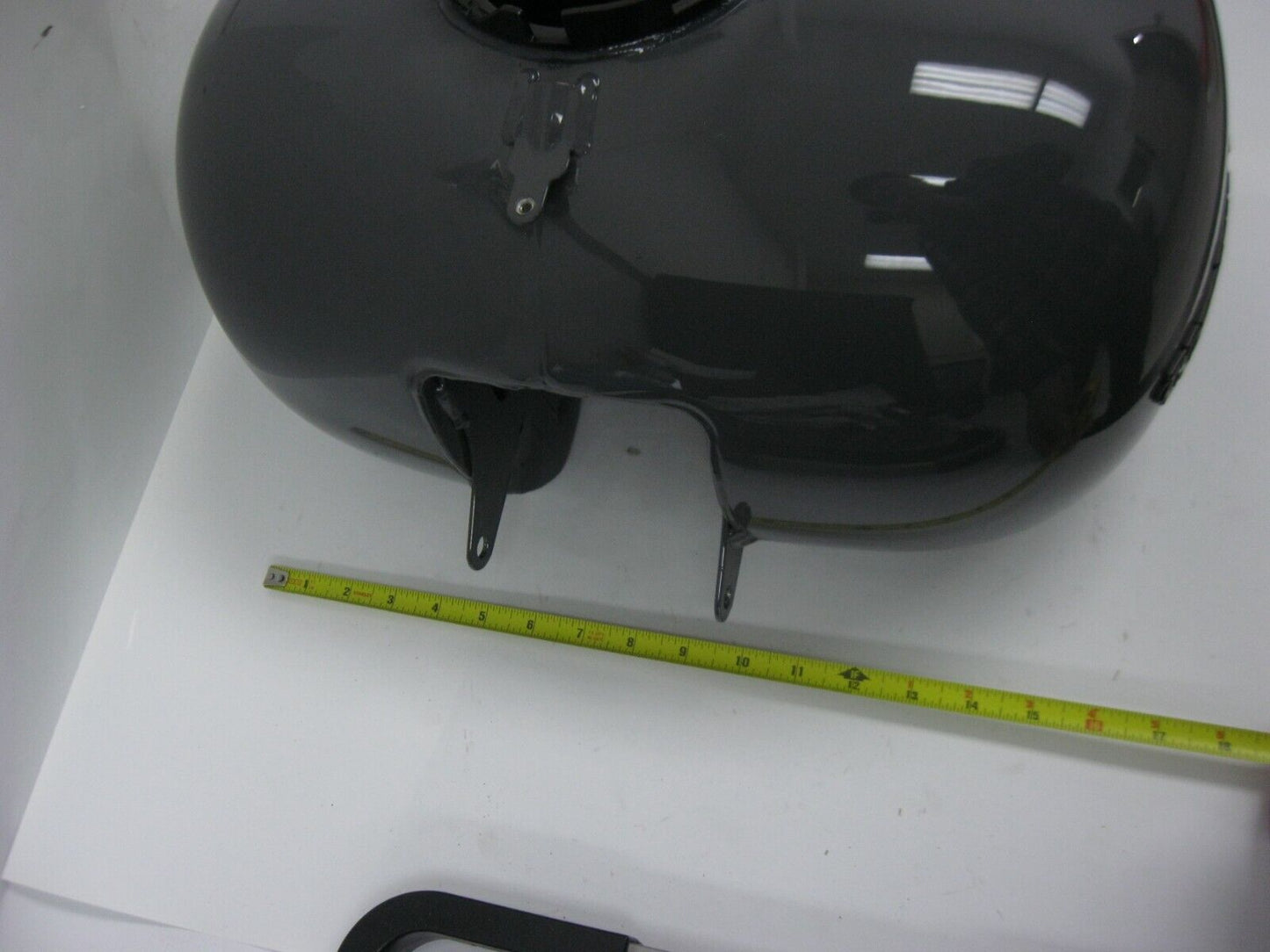Harley Davidson OEM FLTR GREY 61356-08 Gas FUEL Tank gray STREET GLIDE