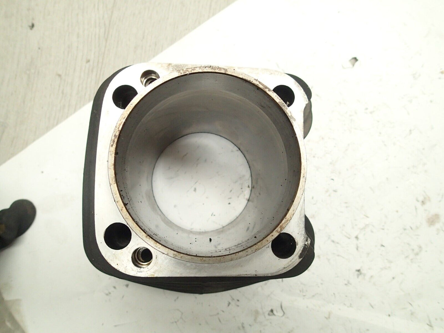 USED GENUINE HARLEY DAVIDSON PISTONS & CYLINDERS 16593-99
