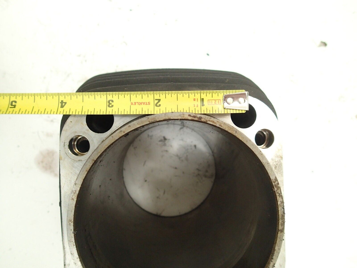USED GENUINE HARLEY DAVIDSON PISTONS & CYLINDERS 16593-99