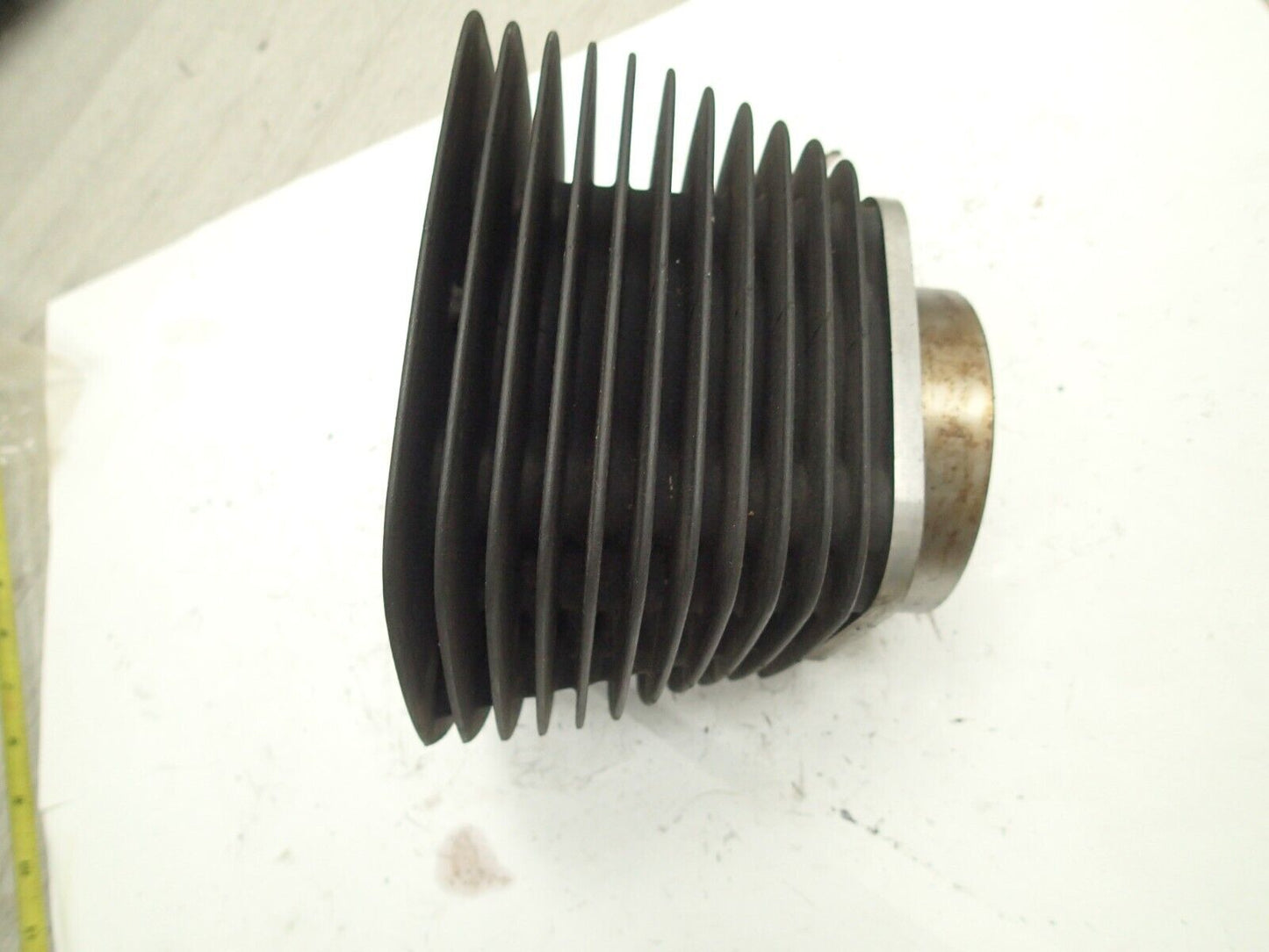 USED GENUINE HARLEY DAVIDSON PISTONS & CYLINDERS 16593-99