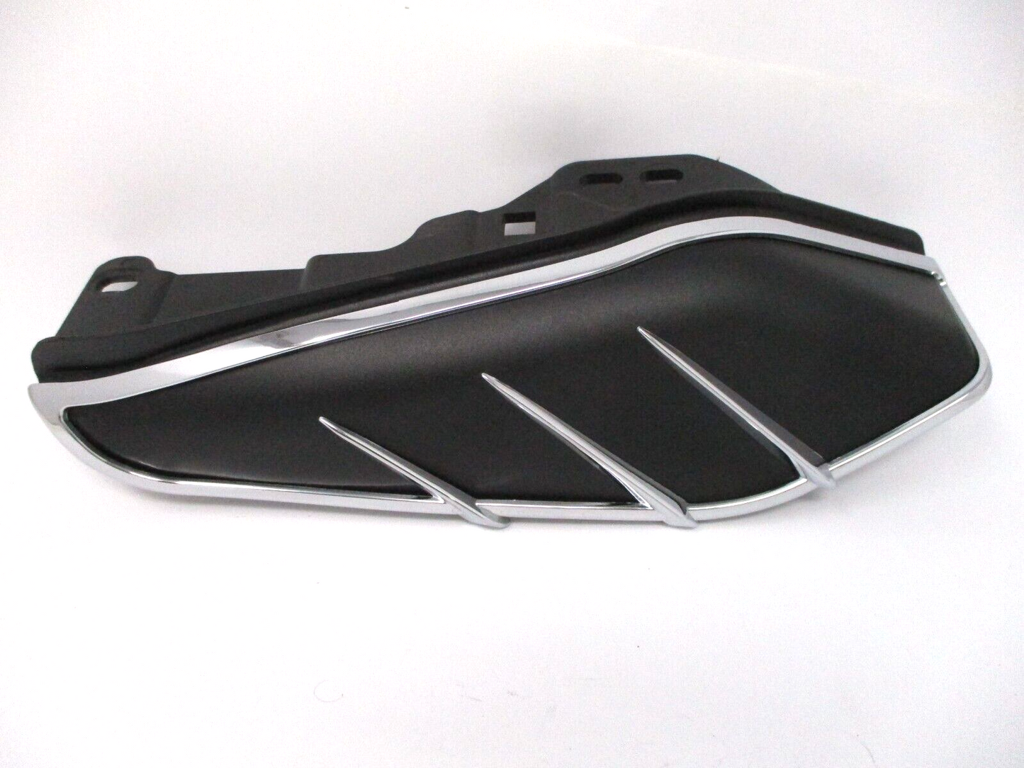 Harley Davidson RIGHT Mid-Frame Air Deflector Chrome Tip Fits '09-'17  58167-09A