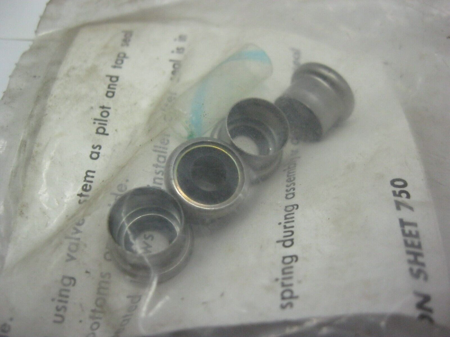 Harley-Davidson OEM Valve Stem Seals (Pack of 4) From KIT# 17041-92