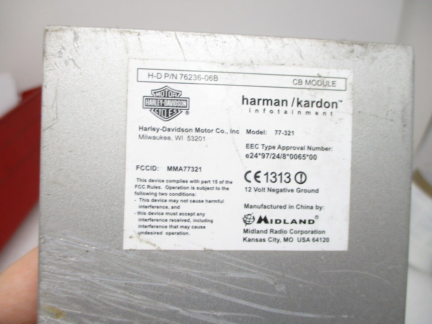 76236-06C Harley CB Radio Module 06-13 Touring Harman Kardon OEM Broken mount