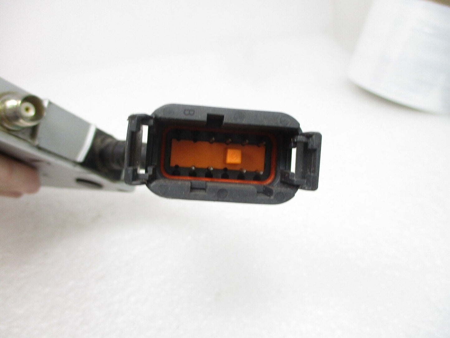 76236-06C Harley CB Radio Module 06-13 Touring Harman Kardon OEM Broken mount