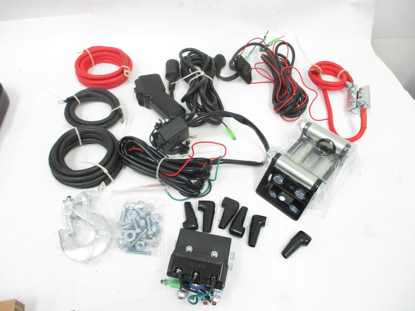 Superwinch 1130220 LT3000 ATV Series 3/16"x50' 12 Volt Winch w/ 3000 lb Capacity