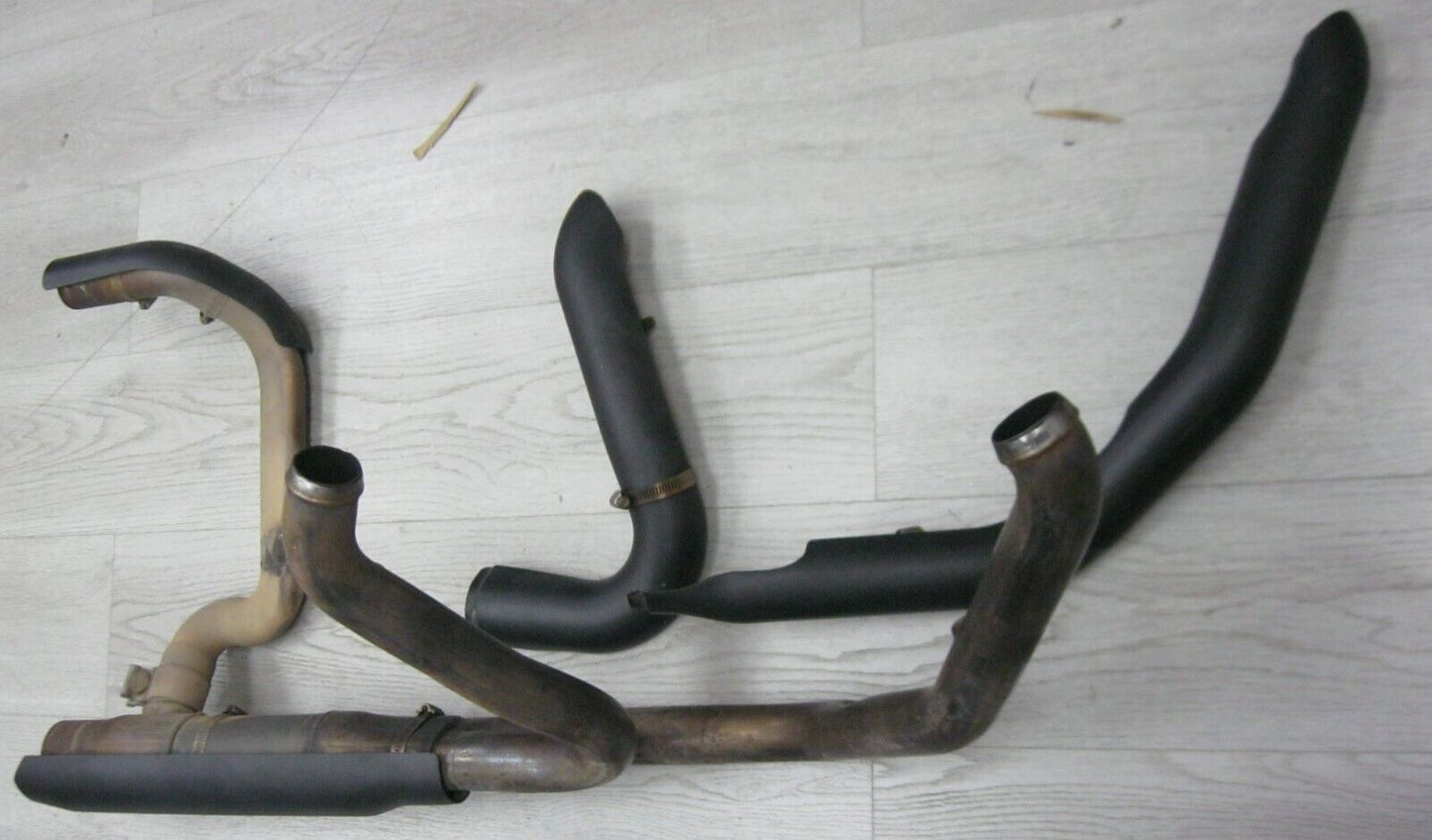Harley-Davidson OEM 17-22 M8 Exhaust Header c/w Shields & Crossover  65600176