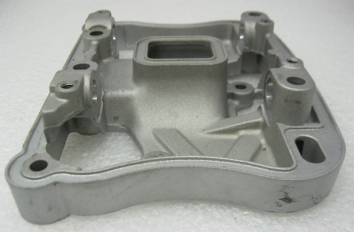 Harley-Davidson OEM 04-06 XL 883 Lower Rocker Cover (Cast # 17579-95)  17532-86C