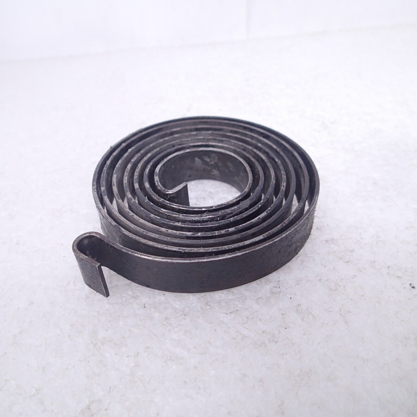 BLACK KICK START SPRING HARLEY KNUCKLEHEAD PANHEAD SHOVELHEAD 1936-84. 33085-36