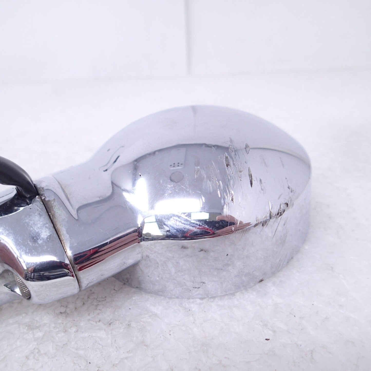 Harley-Davidson Front Turn Signal '99-Later 68766-94 ONE UNIT NO LENS