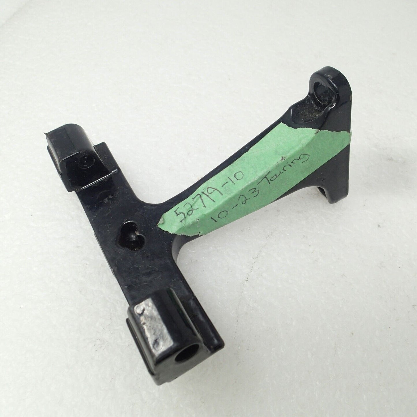 Genuine Harley Passenger Floorboard Mount Bracket 1995 Up Touring 52719-10 SINGL