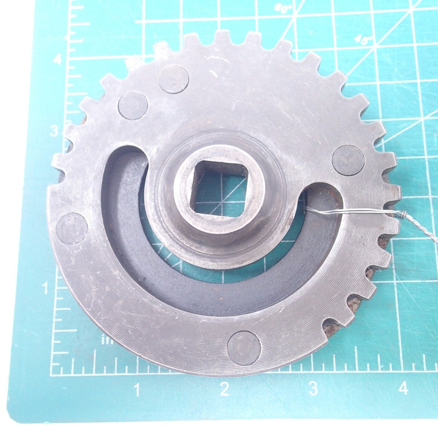 Harley Davidson 77-79 XL Sportster 20 Tooth Kick Starter Crank Gear 33348-77 USE