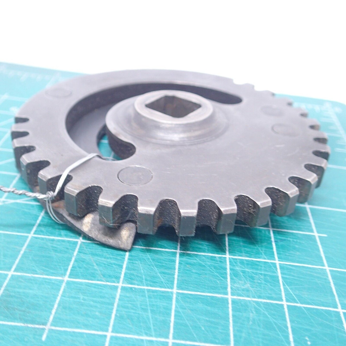 Harley Davidson 77-79 XL Sportster 20 Tooth Kick Starter Crank Gear 33348-77 USE