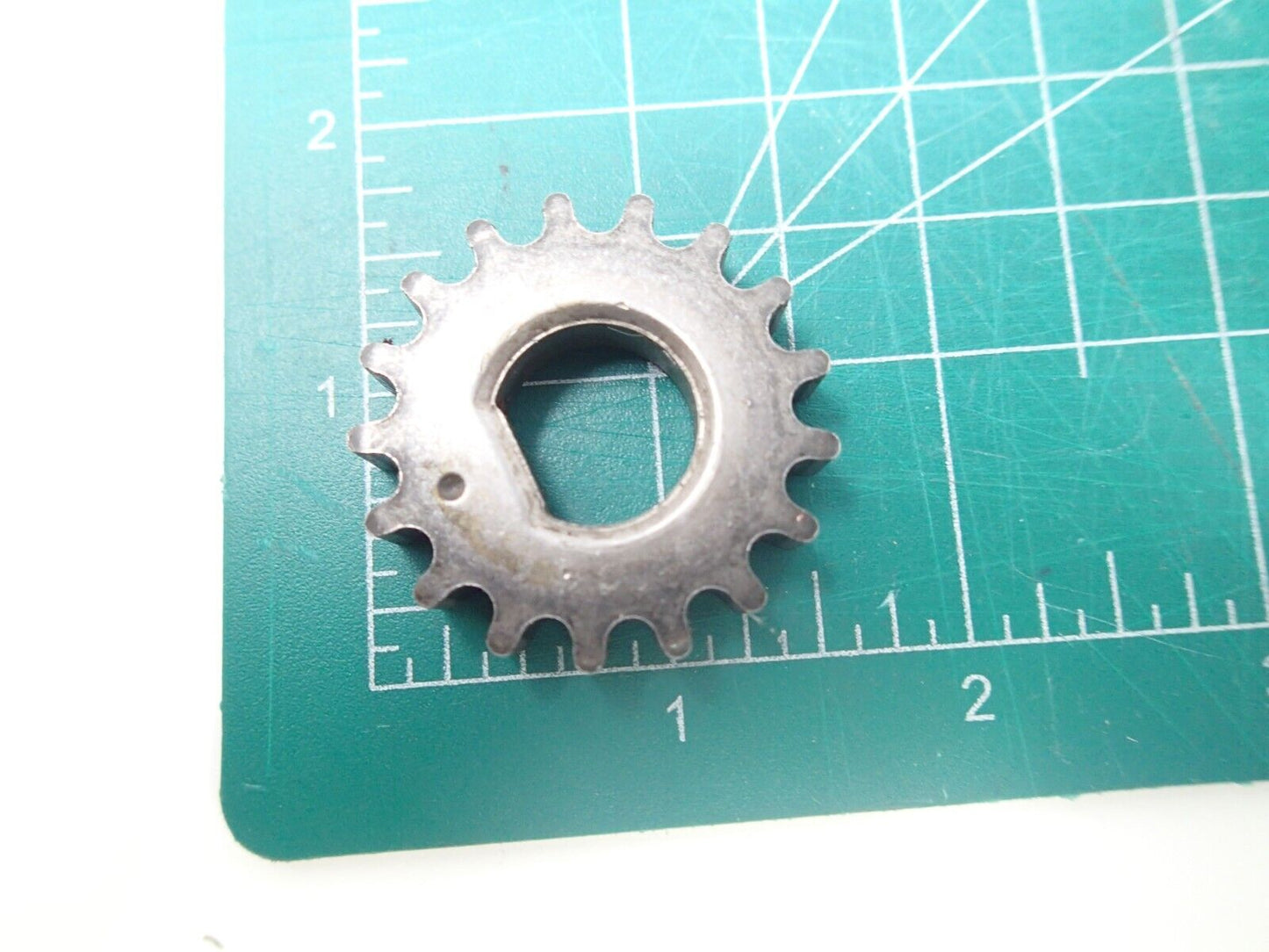 CAM DRIVE ON CRANKSHAFT SPROCKET 17T 25609-99 2006 HD Electraglide FLHT