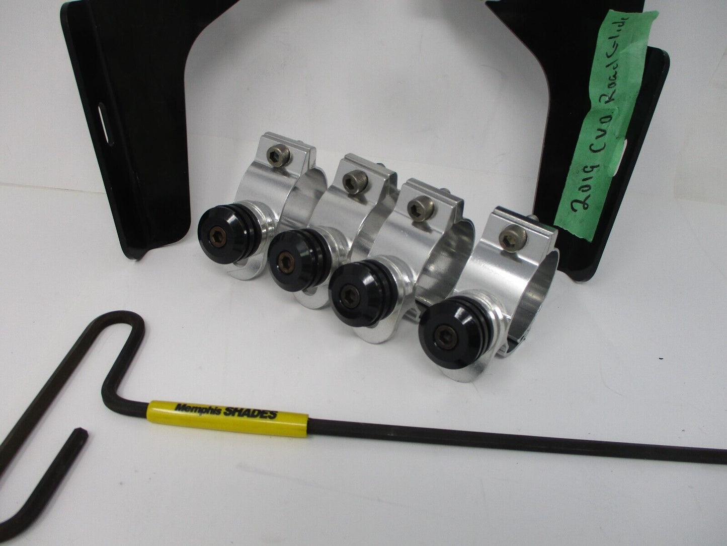 Memphis Shades Trigger-Lock Mount Kit Black 2321-0377 04-12 Vegas NOT FULL Kit