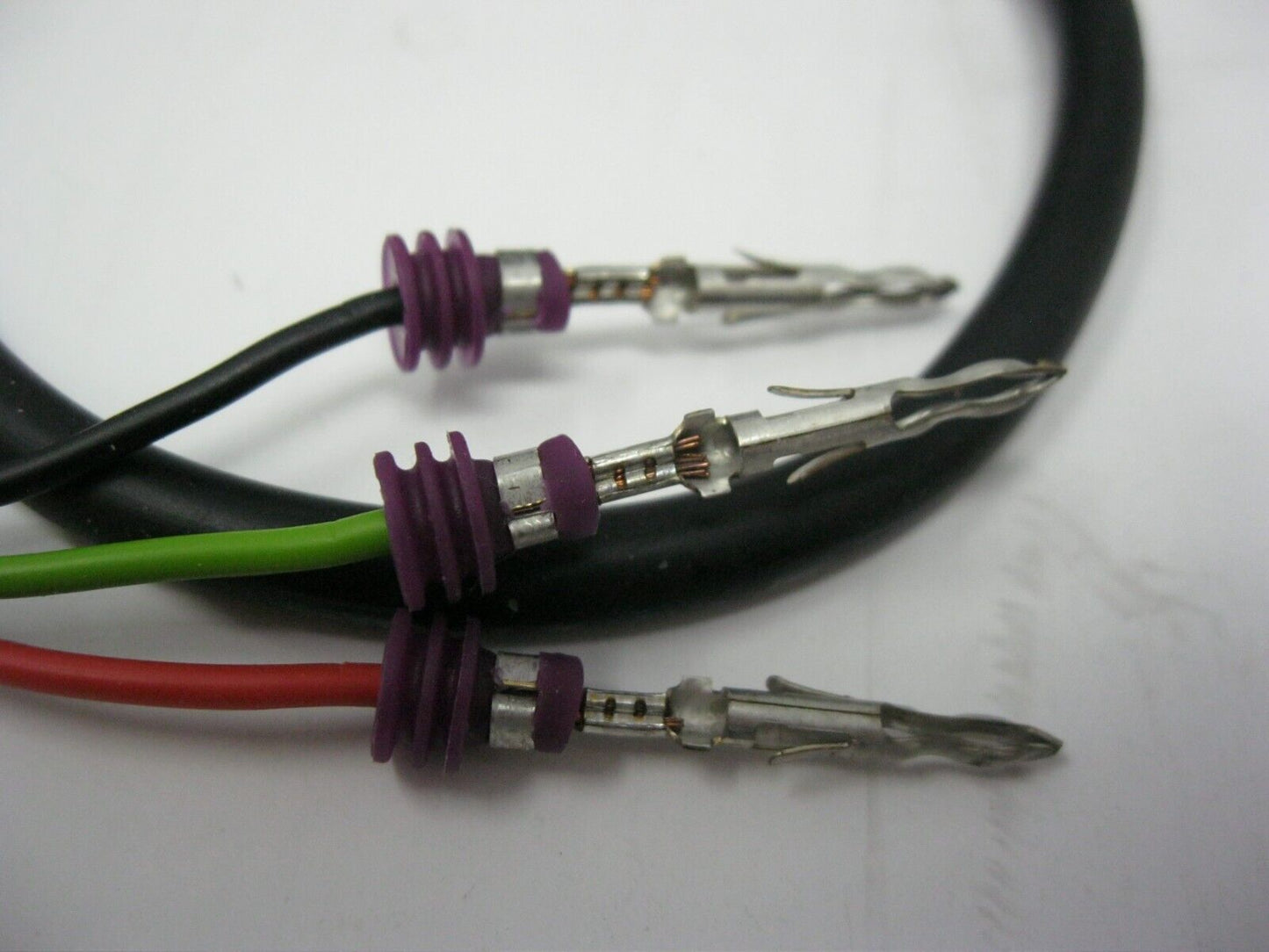 3 Pin Plug in Connector set (Unknown Part Number & Fitment)